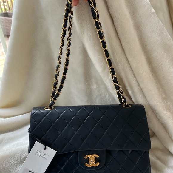 Chanel Quilted Caviar Medium Classic Double Flap Bag 24K GHW - Picture 9 of 12